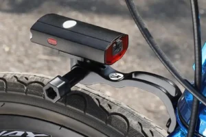 Accesorio Imprescindible: Soporte Para Luz De Bicicleta