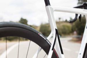 Cubiertas De Bicicleta De Carretera En Color Blanco: La Elección Perfecta Para Un Estilo Elegante Y Moderno